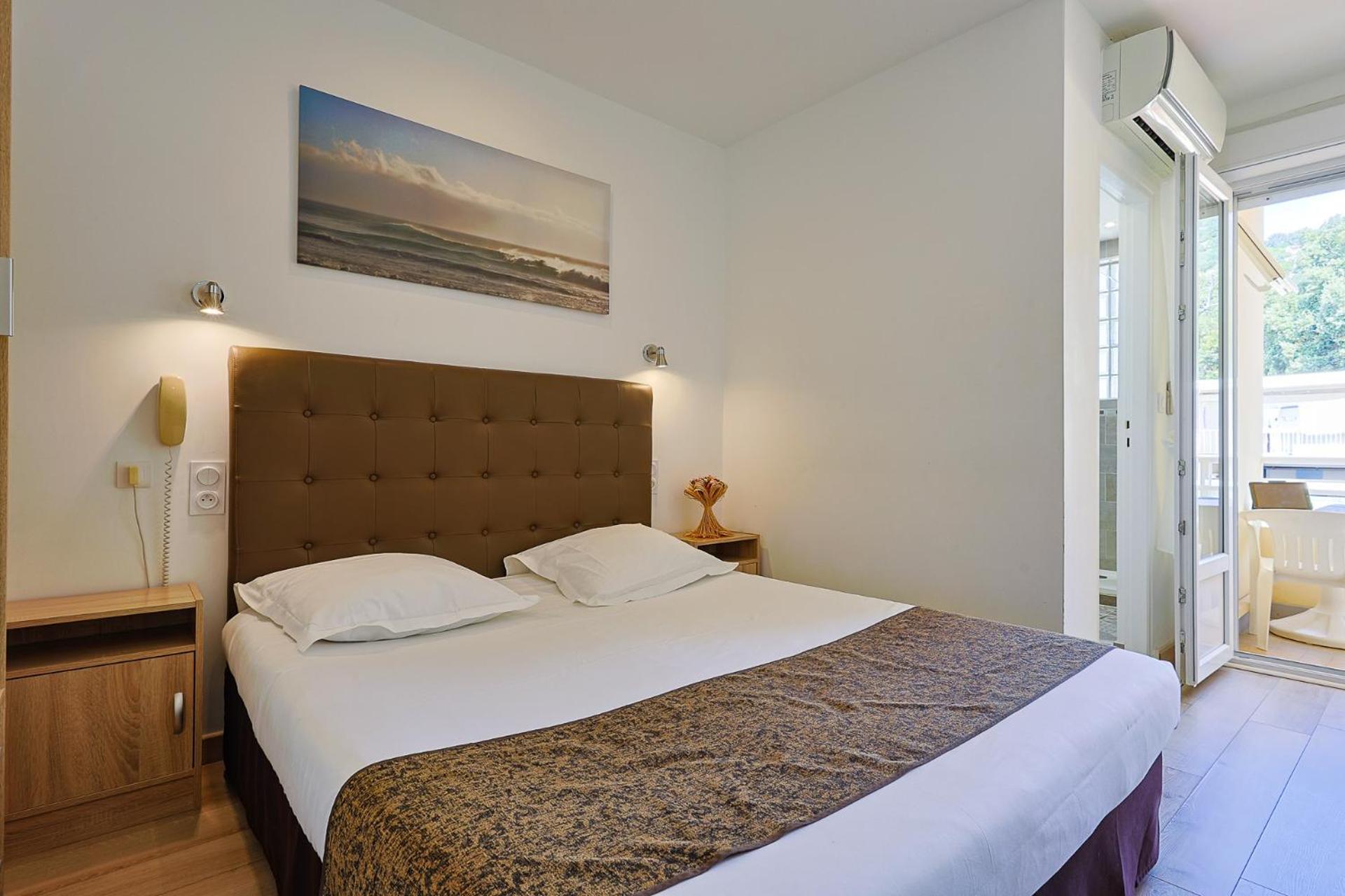 Cap Negre Hotel เลอลาวองดูว์ ภายนอก รูปภาพ