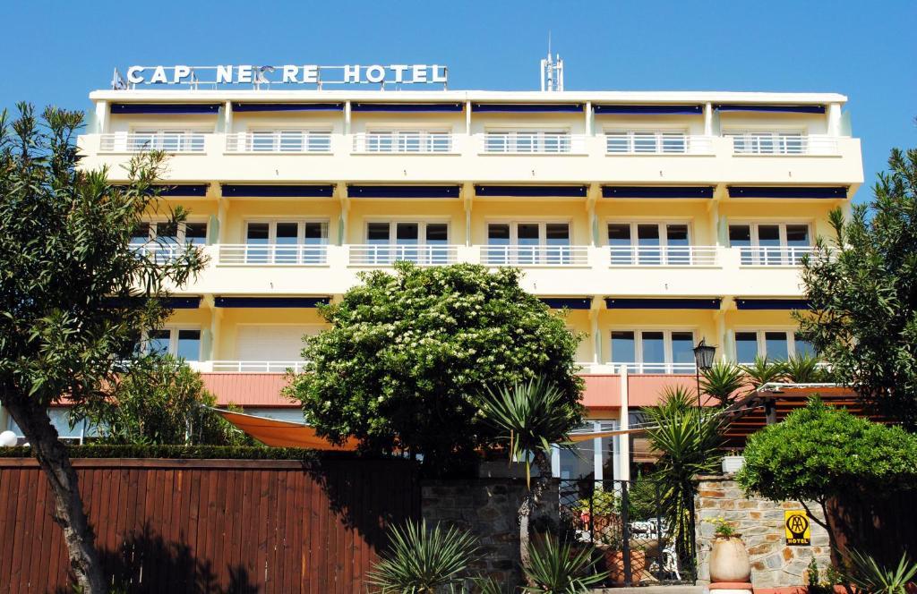 Cap Negre Hotel เลอลาวองดูว์ ภายนอก รูปภาพ