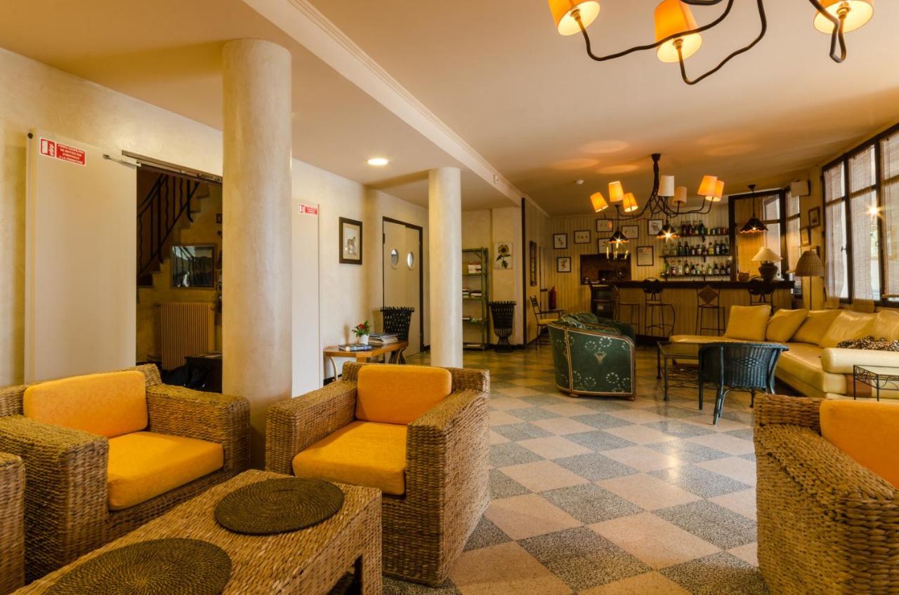 Cap Negre Hotel เลอลาวองดูว์ ภายนอก รูปภาพ