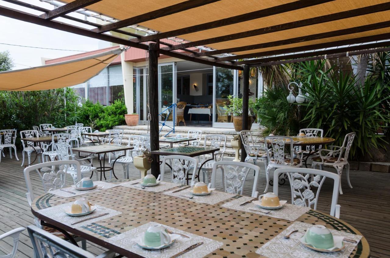 Cap Negre Hotel เลอลาวองดูว์ ภายนอก รูปภาพ